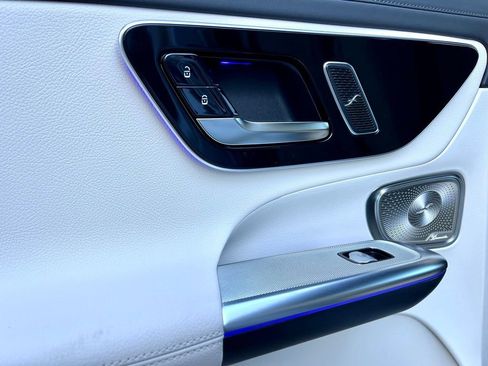 Certified 2025 Mercedes-Benz GLC 350e GLC 350e image 51