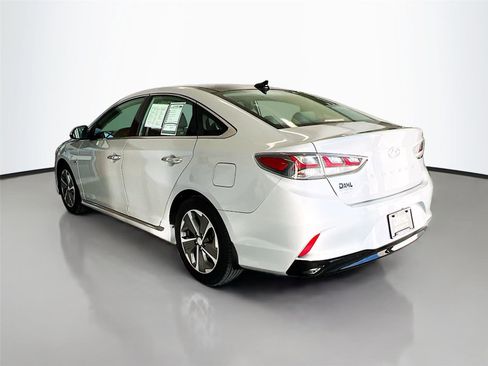 Used 2019 Hyundai Sonata Limited image 10