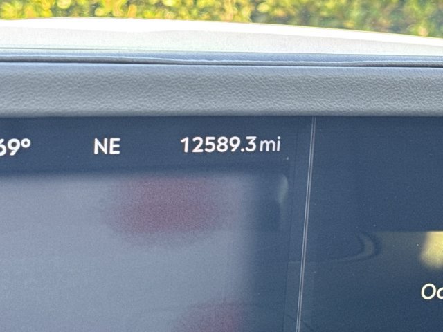 Used 2024 Lincoln Nautilus Reserve w/ Equipment Group 202A AWD/4WD image 28