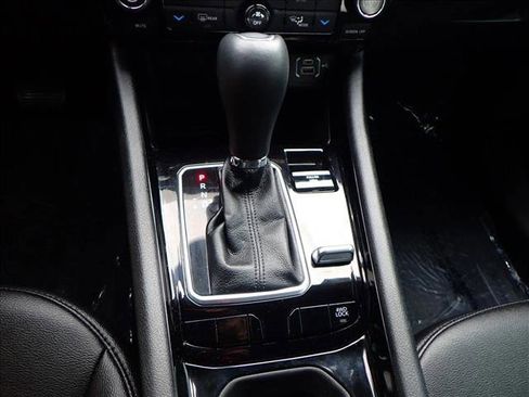 Used 2024 Jeep Compass Limited w/ High Altitude Package image 21