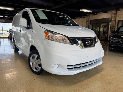 Used 2017 Nissan NV200 SV FWD image 1