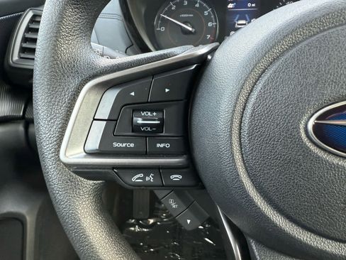 Used 2021 Subaru Crosstrek 2.0i image 22