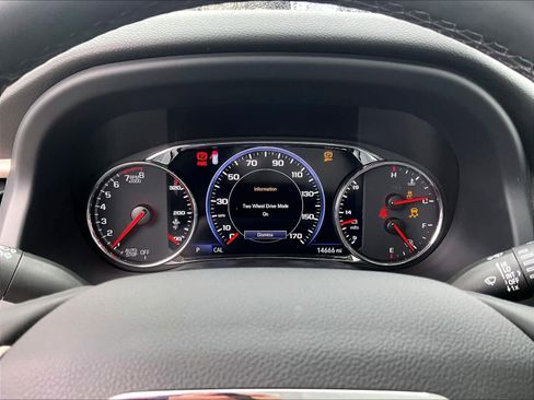 Used 2023 GMC Acadia Denali w/ Denali Ultimate Package image 26