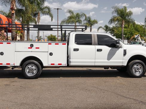 Used 2022 Ford F350 XL w/ Power Equipment Group image 10