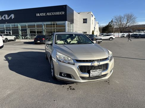 Used 2014 Chevrolet Malibu LT image 1
