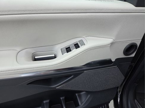 New 2025 Lincoln Navigator L Reserve image 15