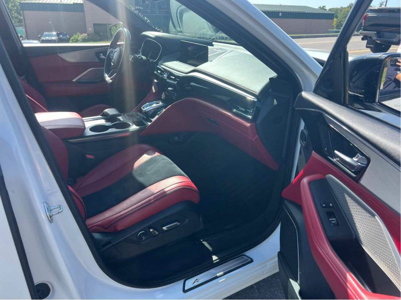 Used 2023 Acura MDX A-Spec AWD/4WD image 11