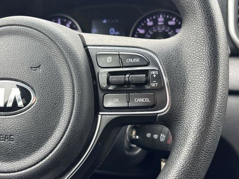 Used 2018 Kia Sportage LX image 16