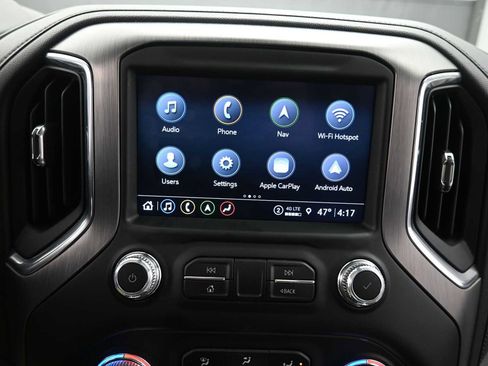 Used 2022 GMC Sierra 3500 Denali w/ Denali Ultimate Package image 14