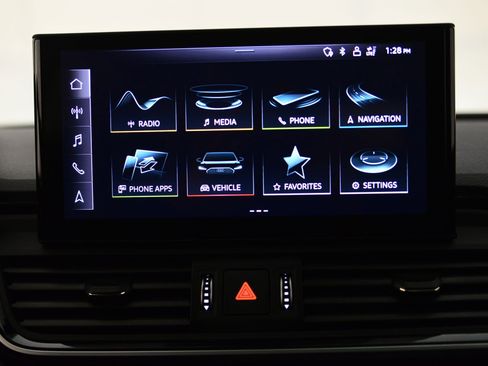 Certified 2025 Audi Q5 Premium w/ Convenience Plus Package image 32