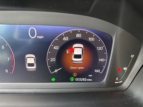 Used 2025 Honda Accord SE image 37