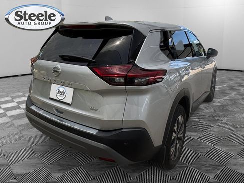 Used 2021 Nissan Rogue SV FWD image 5