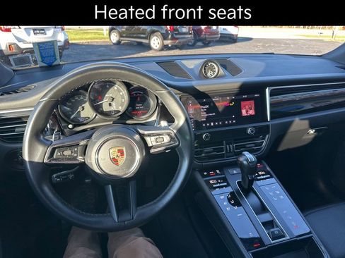 Used 2023 Porsche Macan image 16