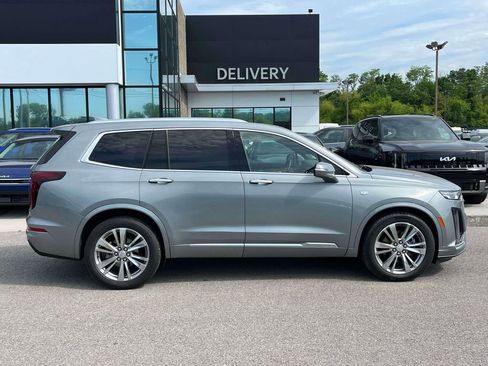 Used 2023 Cadillac XT6 Premium Luxury FWD image 28