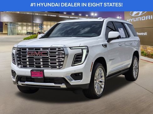 Used 2026 GMC Yukon Denali w/ Sun & Power Step Package RWD image 2