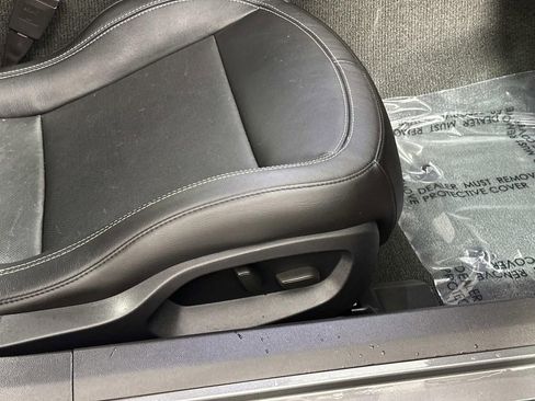 Used 2016 Chevrolet Corvette Stingray Coupe w/ Battery Protection Package image 37