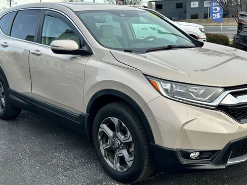 Used 2017 Honda CR-V EX image 3