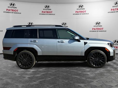Used 2025 Hyundai Santa Fe Calligraphy image 2