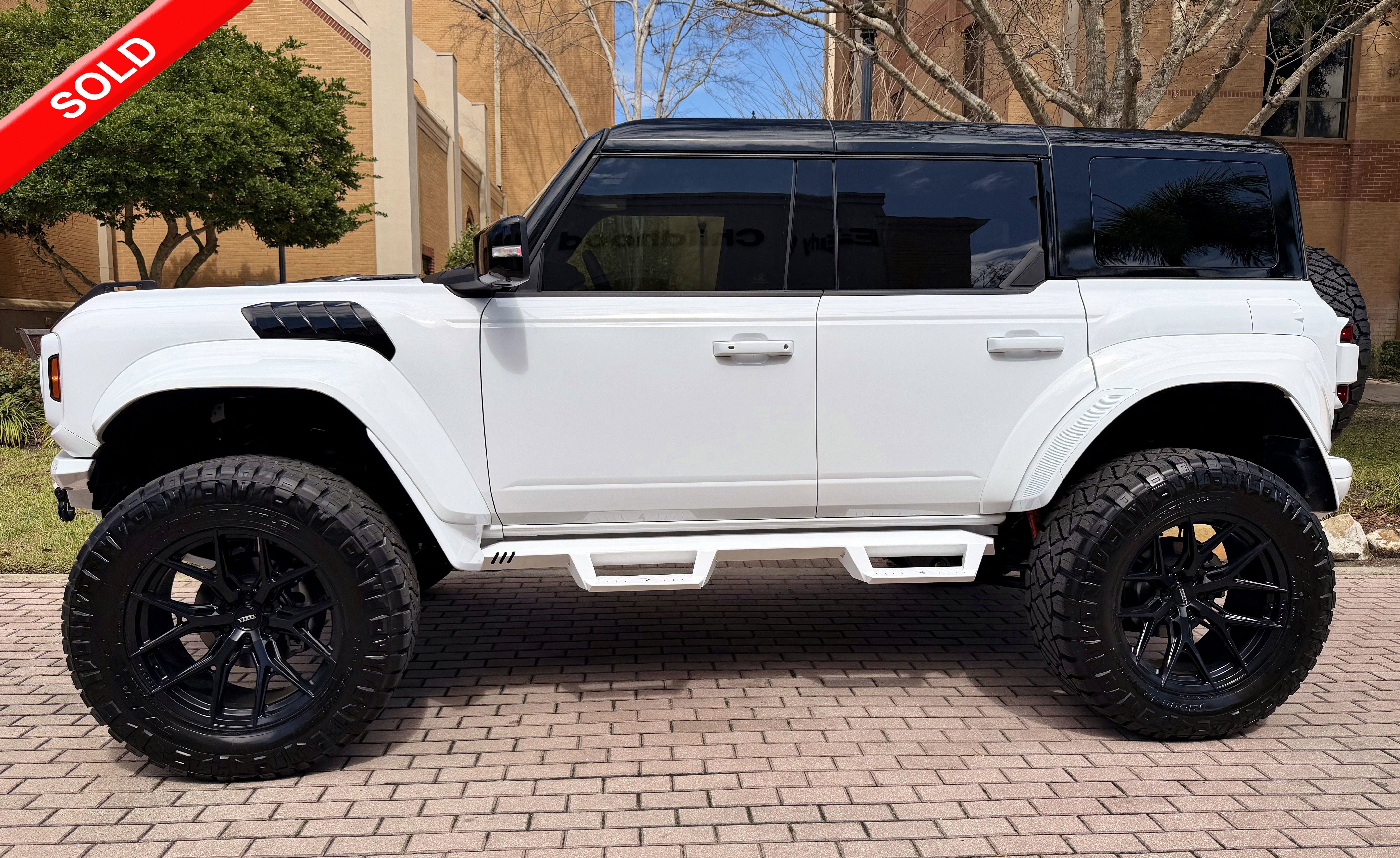 Used 2025 Ford Bronco Raptor AWD/4WD image 1
