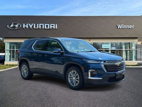 Used 2023 Chevrolet Traverse LT AWD/4WD image 5