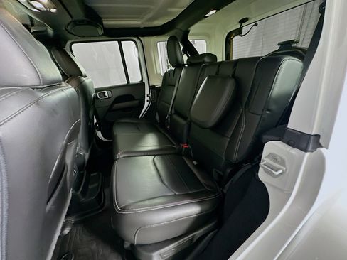 Used 2023 Jeep Wrangler Sahara w/ Cold Weather Group image 26