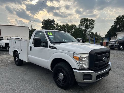 Used 2015 Ford F250 XL w/ XL Value Package RWD image 4