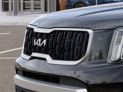 New 2025 Kia Telluride LX image 12