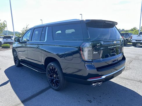 New 2026 Chevrolet Suburban High Country w/ Sun And Tow Package AWD/4WD image 5