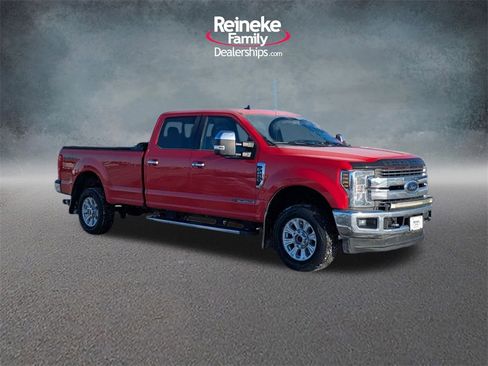 Used 2019 Ford F250 Lariat w/ Lariat Ultimate Package image 3