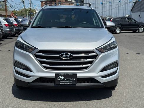 Used 2018 Hyundai Tucson SEL Plus AWD/4WD image 2