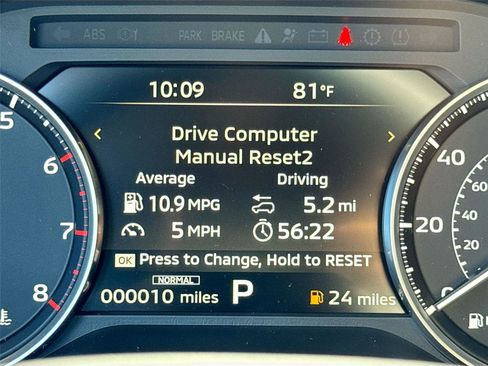 New 2025 Mitsubishi Outlander SE AWD/4WD image 12