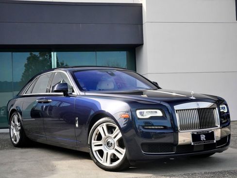 Used 2017 Rolls-Royce Ghost image 19