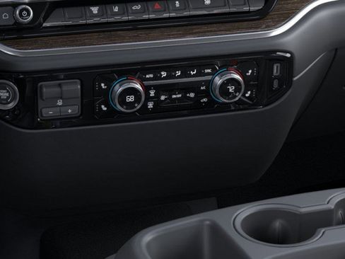 New 2026 GMC Sierra 3500 SLT image 24