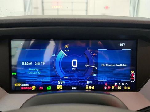 New 2027 Chevrolet Bolt LT w/ Comfort Package image 23