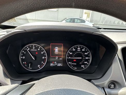 Certified 2025 Subaru Crosstrek 2.0i Premium image 26