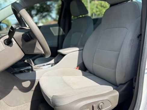 Used 2020 Chevrolet Malibu LT image 13