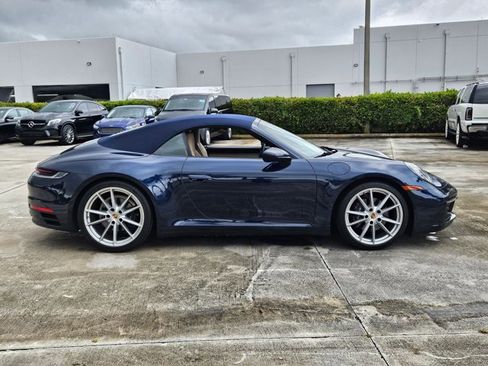 Used 2021 Porsche 911 Carrera RWD image 2