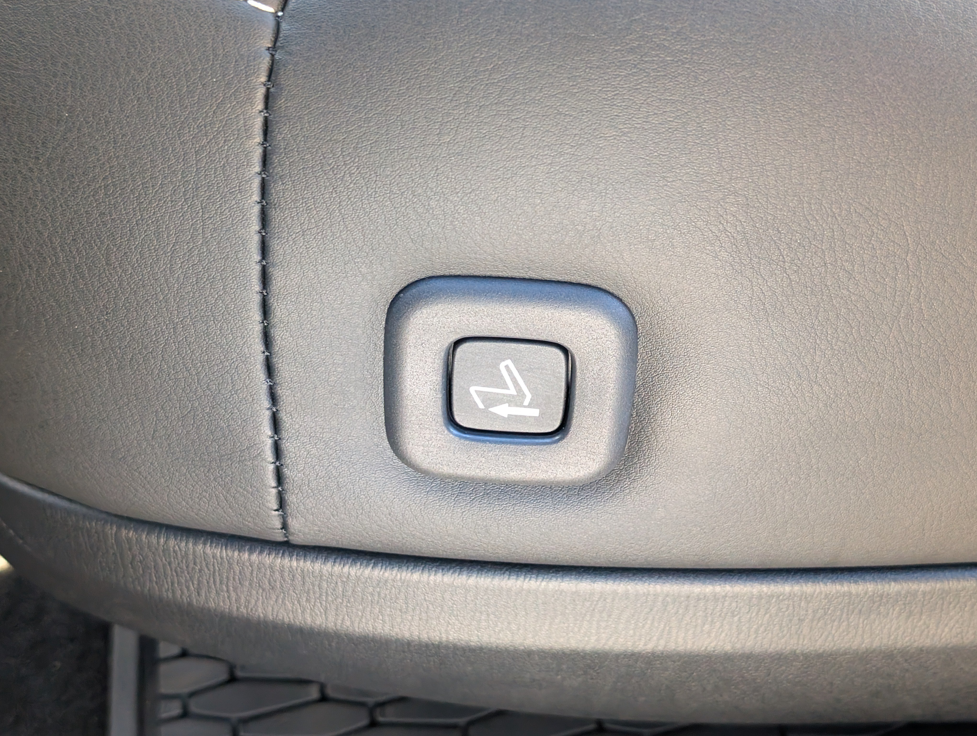 Used 2023 MAZDA CX-9 Grand Touring AWD/4WD image 19