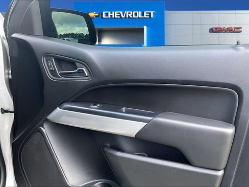 Used 2020 Chevrolet Colorado LT RWD image 28