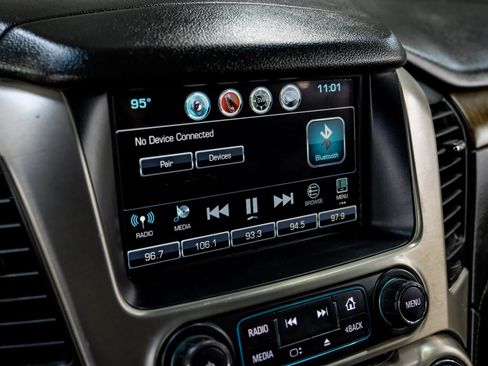 Used 2020 GMC Yukon XL Denali RWD image 31