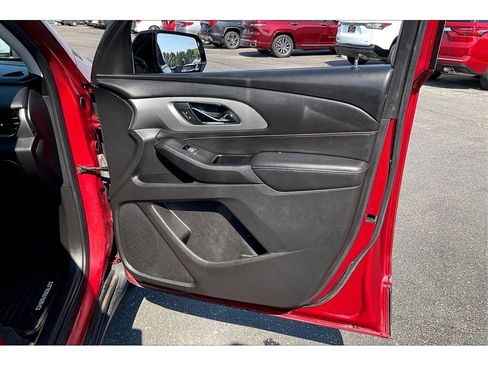 Used 2019 Chevrolet Traverse LT w/ LPO, Blackout Package image 23