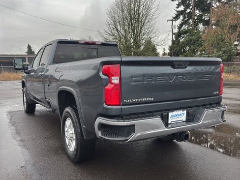 Used 2020 Chevrolet Silverado 3500 LTZ w/ LTZ Convenience Package image 22