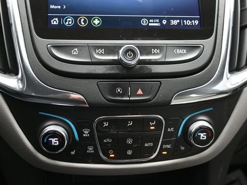 Used 2023 Chevrolet Equinox LT image 42