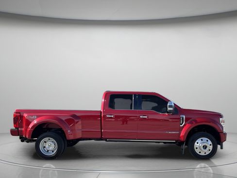 Used 2022 Ford F450 Platinum w/ FX4 Off-Road Package image 2