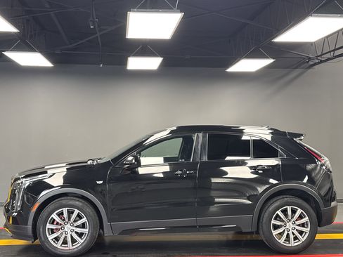 Used 2020 Cadillac XT4 Sport w/ Driver Awareness Package AWD/4WD image 2