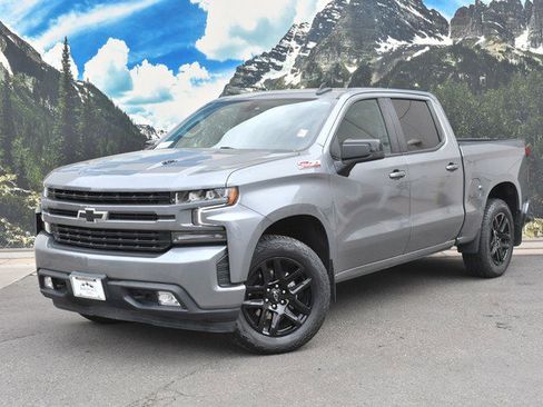 Used 2021 Chevrolet Silverado 1500 RST w/ LPO, Blackout Package AWD/4WD image 6