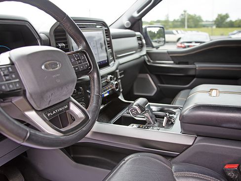 Used 2018 Ford F150 Lariat w/ Equipment Group 502A Luxury RWD image 10