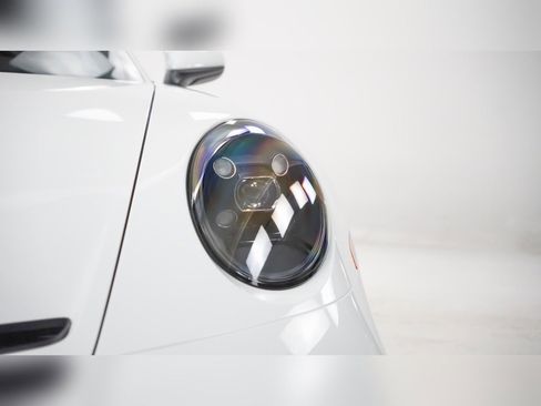 Certified 2022 Porsche 911 GT3 image 7