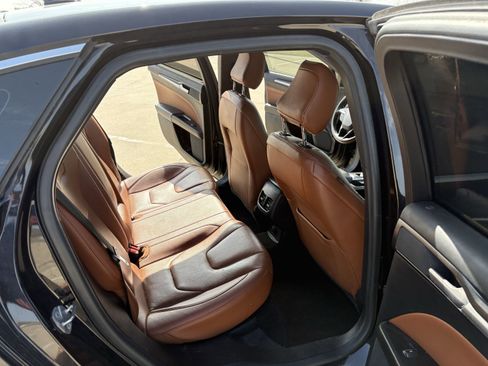 Used 2020 Ford Fusion Titanium image 10