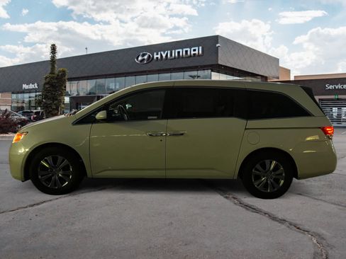 Used 2016 Honda Odyssey EX-L image 2